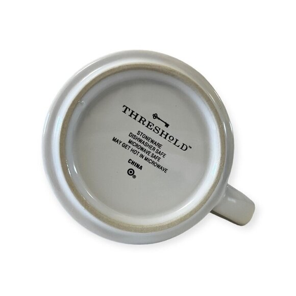 Threshold Target Holiday Mug Monogram With The Letter "L" Coffee Mug 14 Oz. - Picture 8 of 8